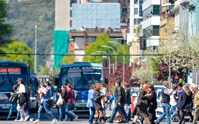 CChC presentó radiografía de los residentes de nuevos edificios del centro penquista: profesionales solteros y familias adultas son mayoría  