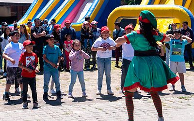 “Gran Fiesta Familiar de la Construcción” congregó a cerca de mil personas