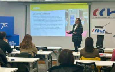 Ejecutivos de ventas se capacitan para asesorar en Finco 2026